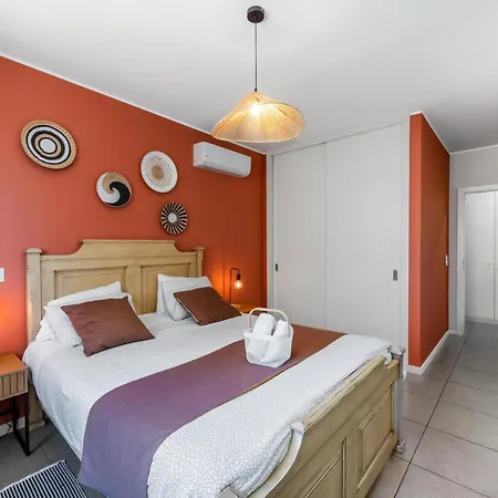 Exclusive In Walk To Appartement Quarteira