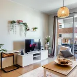 Exclusive In Walk To Apartment *